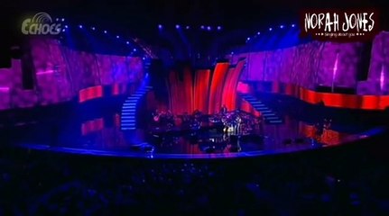 Norah Jones - Singing About You (Live in Concert) 44