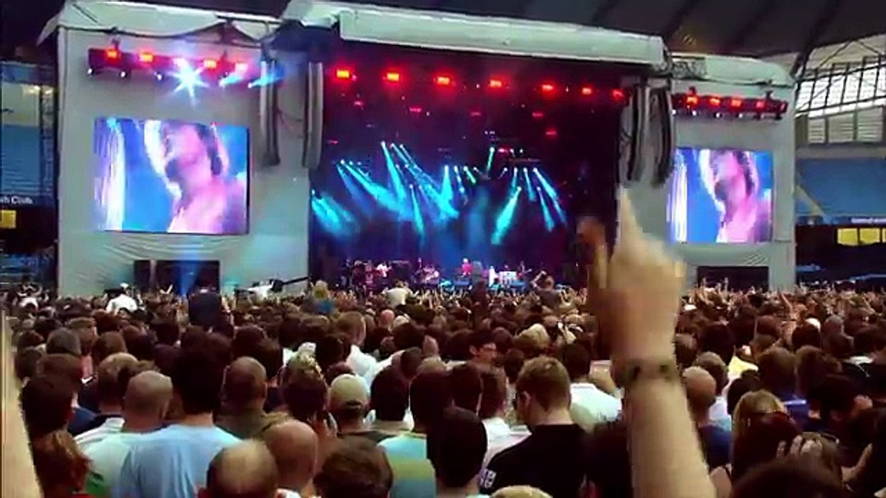 Oasis - Live Manchester 2005 HD Full Concert 6