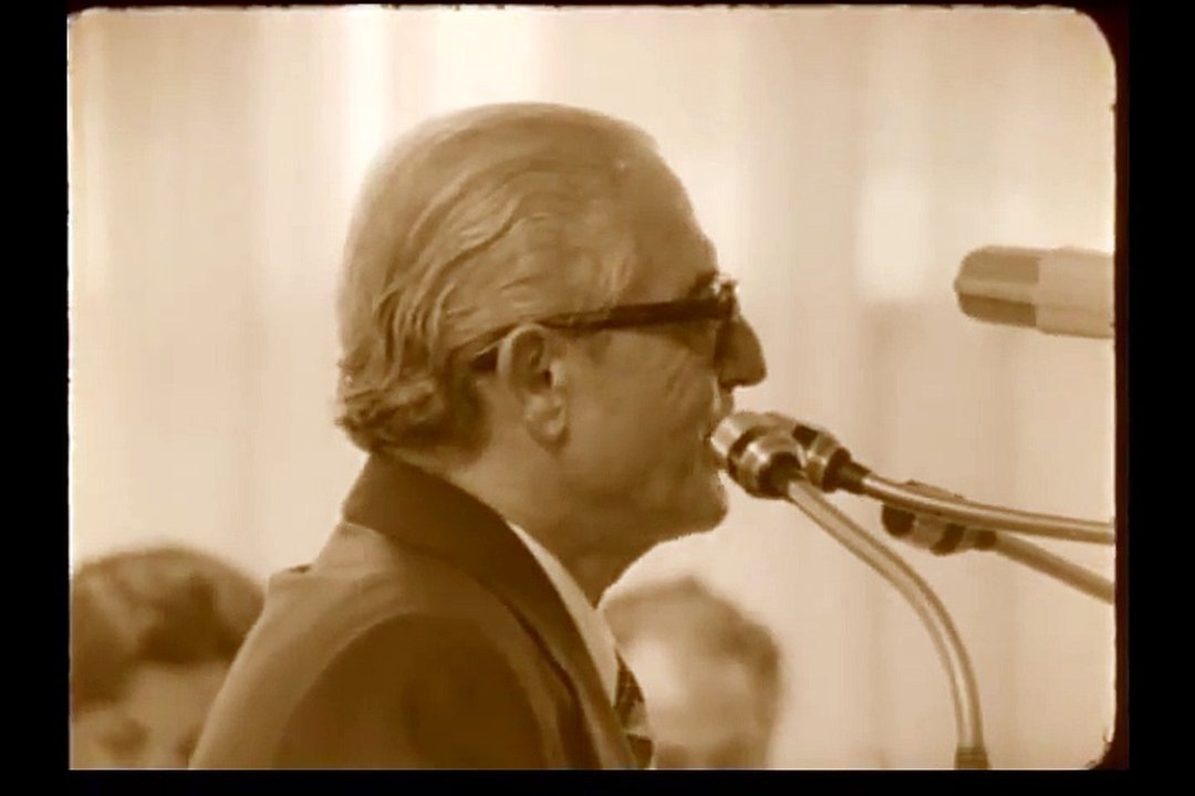 Ζωϊτάκης.Τον Παπαδόπουλο δεν το ξέρω,δεν τον είδα δεν το άκουσα ποτέ!!