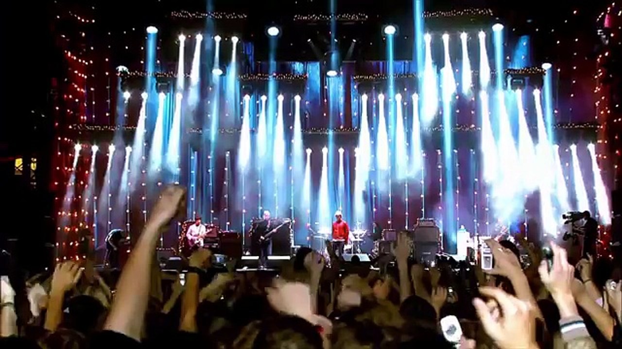 Oasis - Live Manchester 2005 HD Full Concert 38