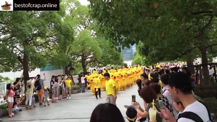 Pikachu on Parade Look out... look out!