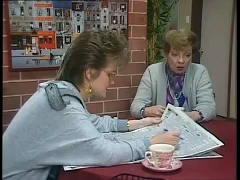 Neighbours ( 1985 ) E158