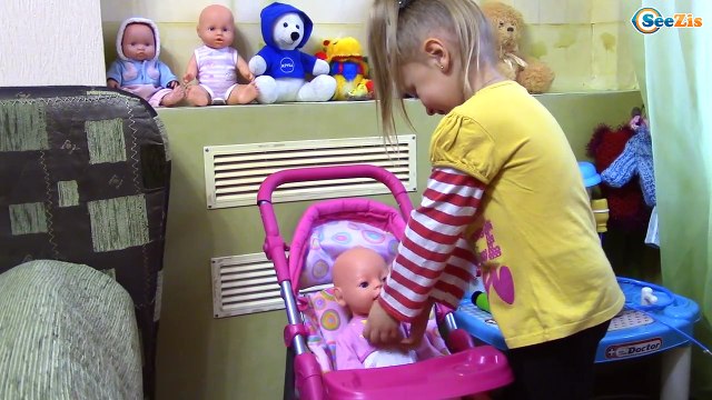 Кукла Беби Борн. Видео для детей. Бэтмен против Ярославы. Супергерои и Дети Doll Baby Born & Batman