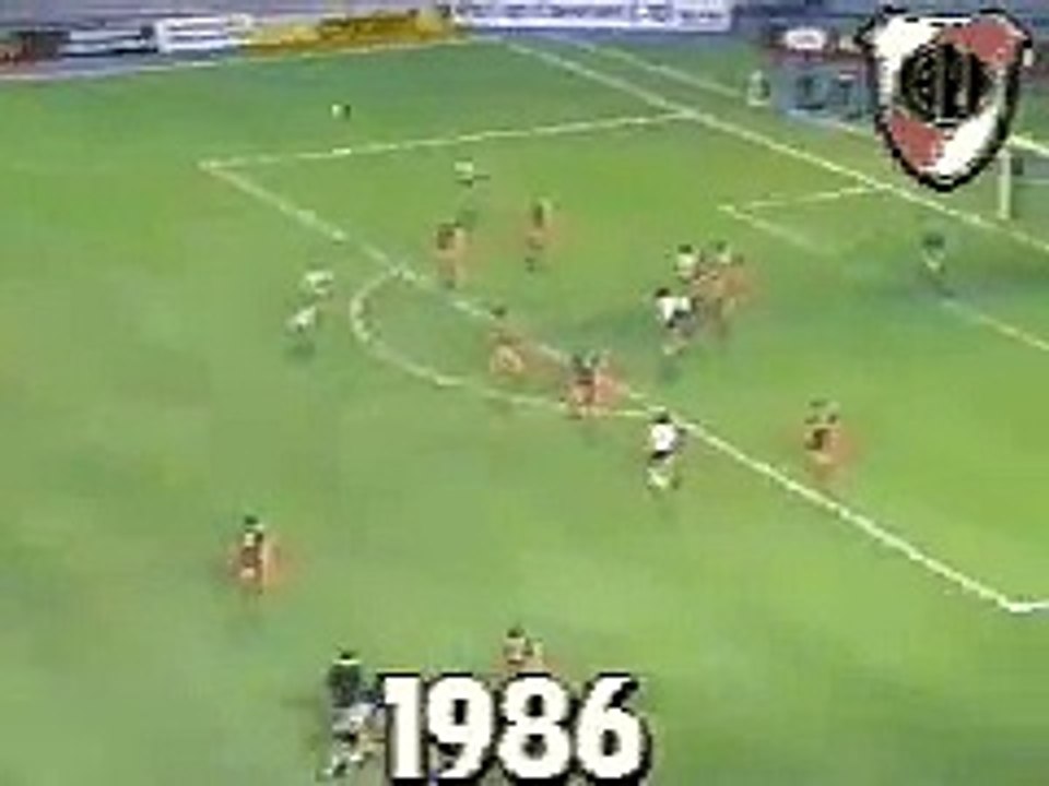 Francescoli gol de chilena
