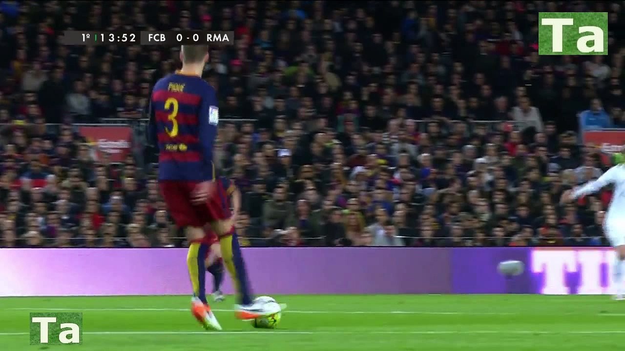 Modric pilnujacy Iniesty i czytanie jego gry