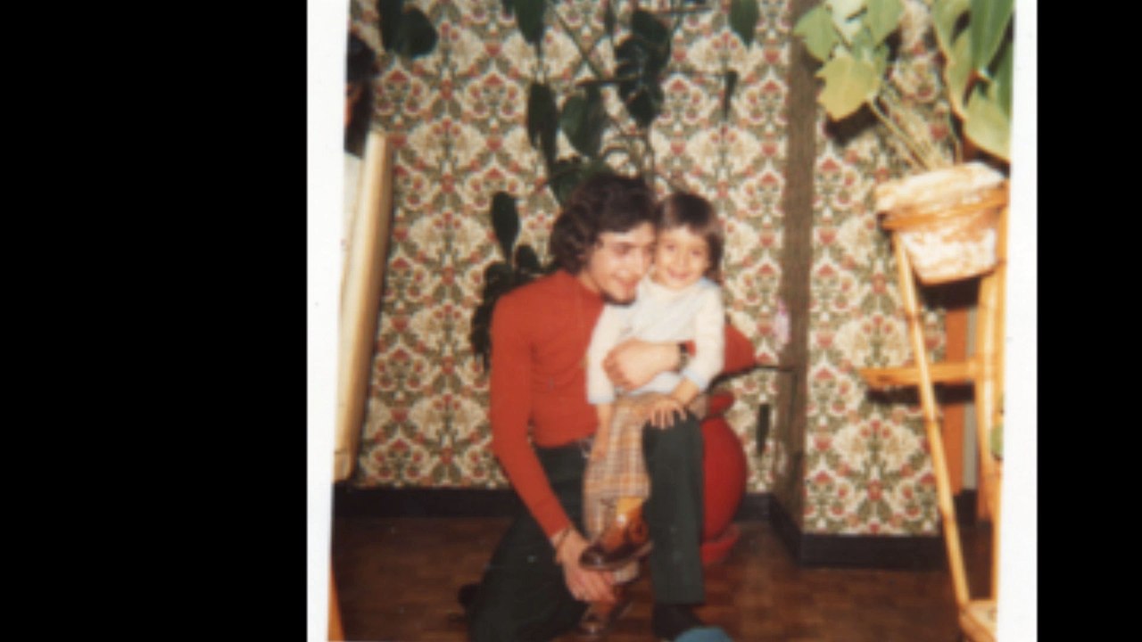 Mon film que j'ai réalisé de ma naissance jusqu'en 1970,vous me diriez se que vous en pensiez,la mode je ne la