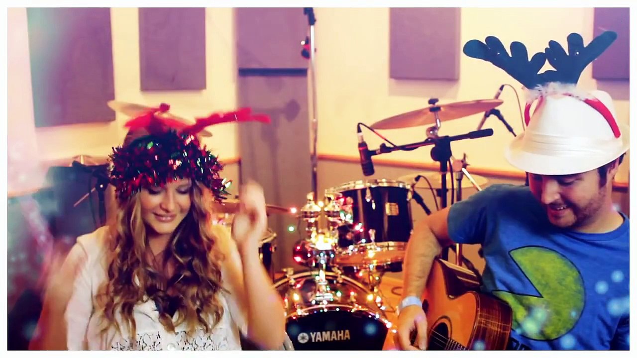 GLEE - Baby its Cold Outside (Savannah Outen and Jake Coco)