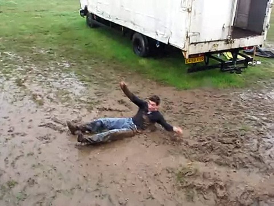 Mud Fight by Circus