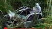 2009.04.13 - Acidente entre carro e cegonheira deixa três feridos na BR-381 - TV Alterosa