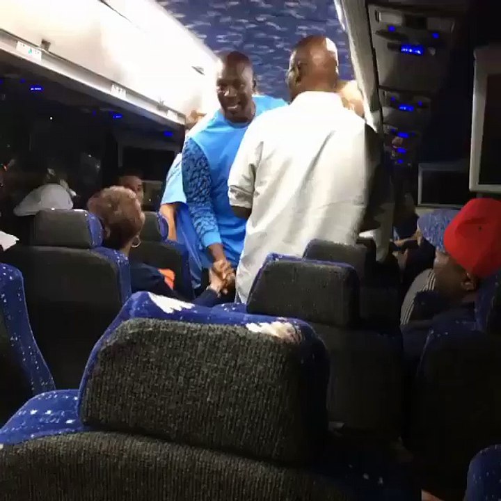 Hall Of Fame : Michael Jordan félicite Allen Iverson