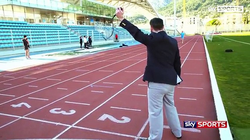 Drew Mitchell tente le record du monde du 100 M en sabots - Vidéo  Dailymotion