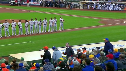 SF@MIL- Bochy, Giants starters introduced