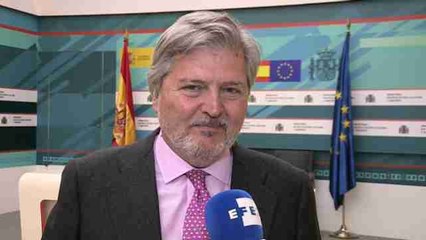 Méndez de Vigo califica de "mala idea" derogar la Lomce y pide un pacto por la educación