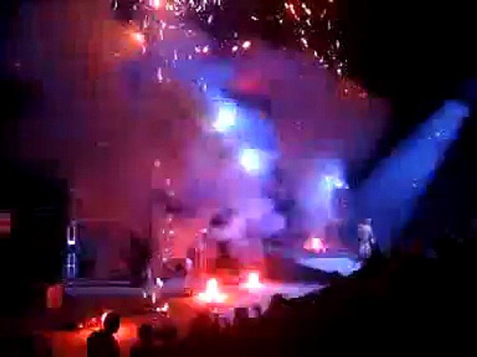 WWE EN MEXICO 2009 BATISTA ENTRANCE