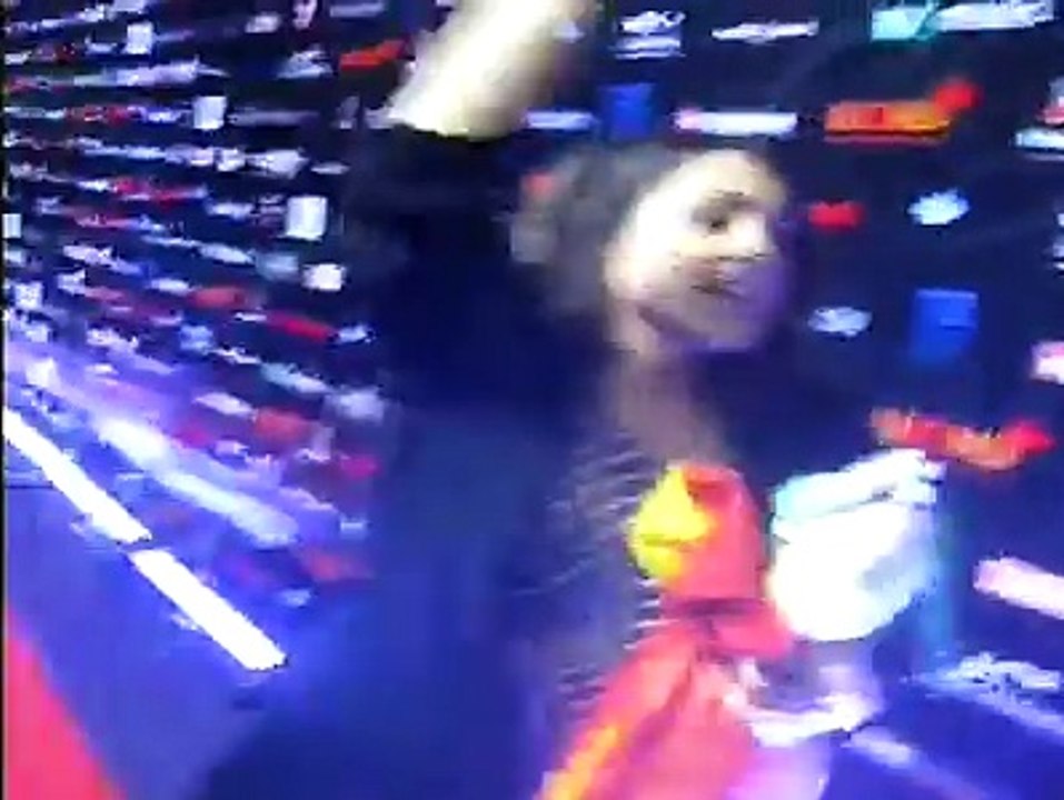 Barei cantando Campanera