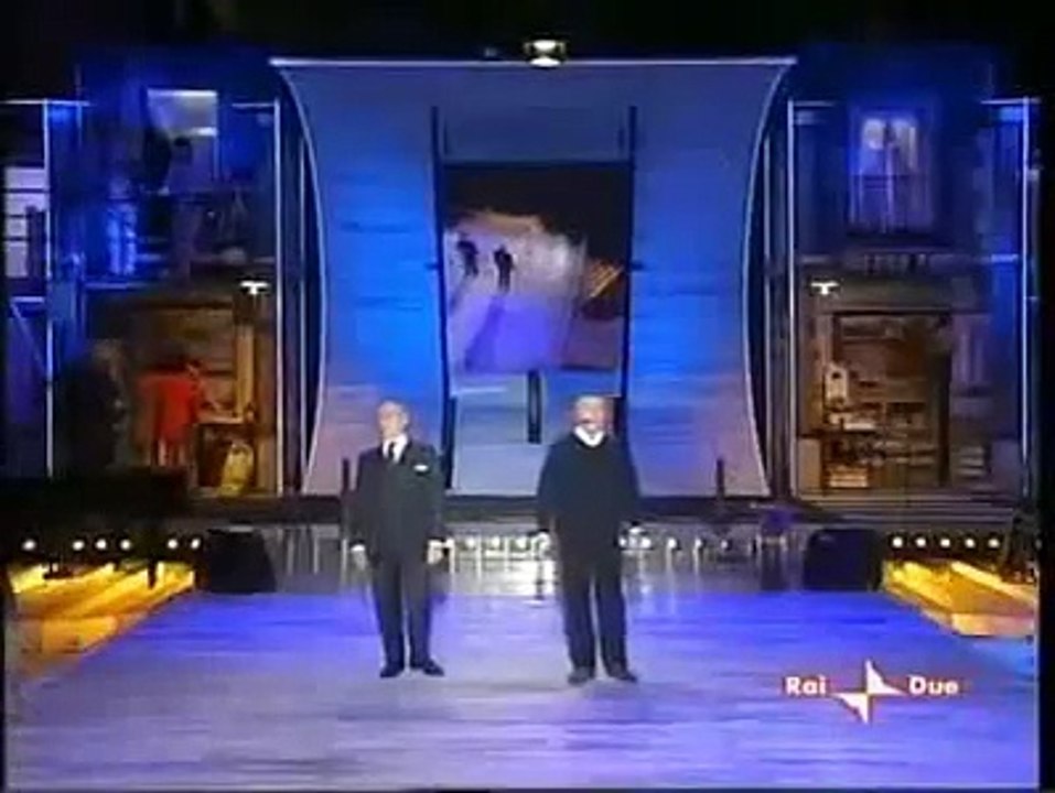 Cochi e Renato - L'Aeroporto di Malpensa