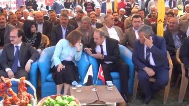 Gaziantep Oğuzeli'nde Çiftçilere 400 Bin Domates ve Biber Fidesi Dağıtıldı