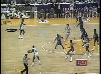 Le meme Michael Jordan qui a rythme la finale NCAA