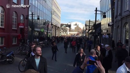 Thousands of protesters demand Iceland PM quits