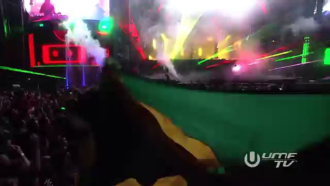 SKRILLEX LIVE @ ULTRA MUSIC FESTIVAL 2015 27