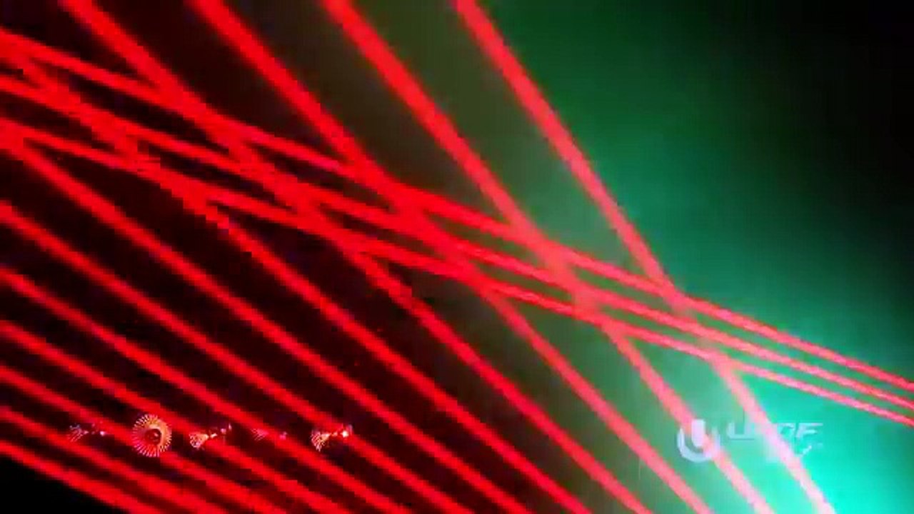 SKRILLEX LIVE @ ULTRA MUSIC FESTIVAL 2015 28