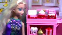 Princess PRANK Elsa IN LOVE Mystery Valentine Barbie Parody Disney Frozen Anna Little Mermaid Ursul