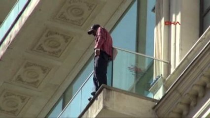 İstiklal Caddesi'nde "İntihar" Hareketliliği