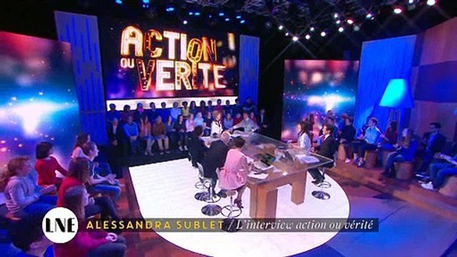 Alessandra Sublet et Daphné Bürki simulent un orgasme en direct dans La Nouvelle Edition de Canal Plus - Regardez