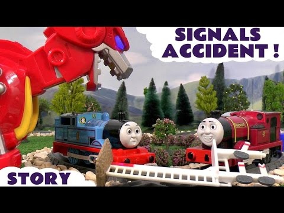 Thomas Train Signals Accident | Transformers Rescue Bots Heatwave Kids Toys Unboxing Toy Review