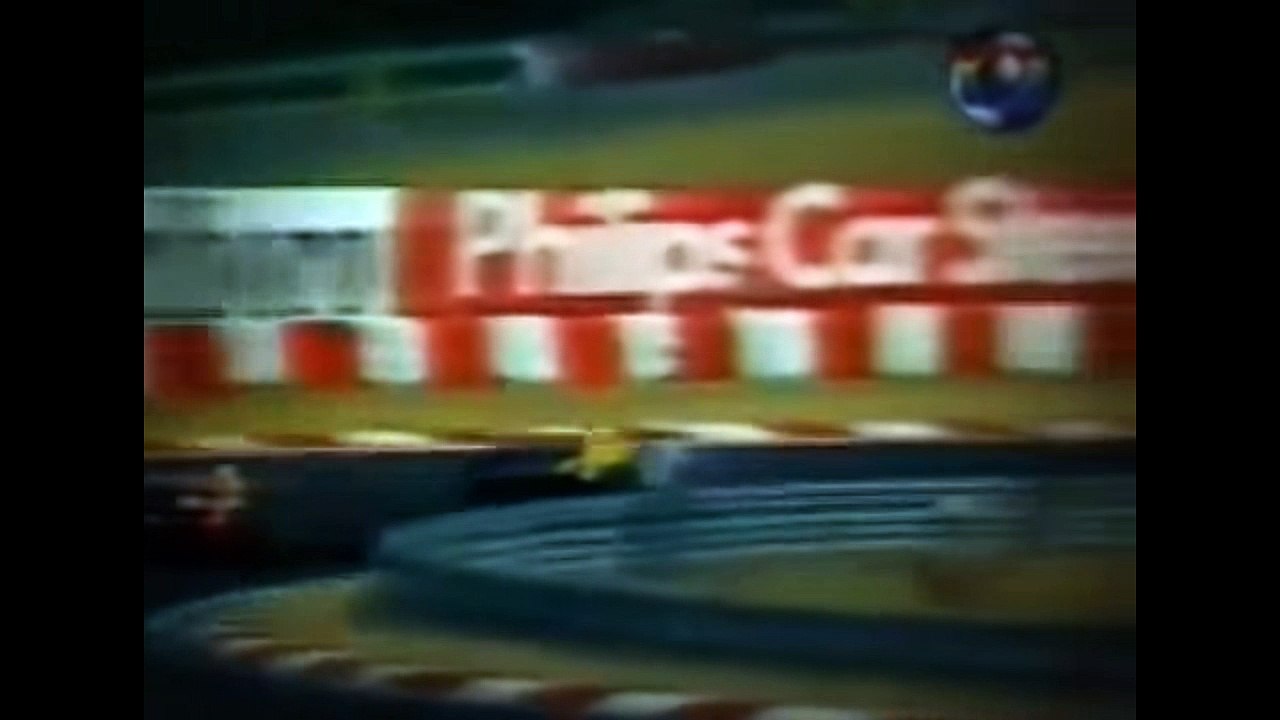 Formula 1 1990 Hungarian Grand Prix - Hungaroring - Thierry Boutsen vs Ayrton Senna