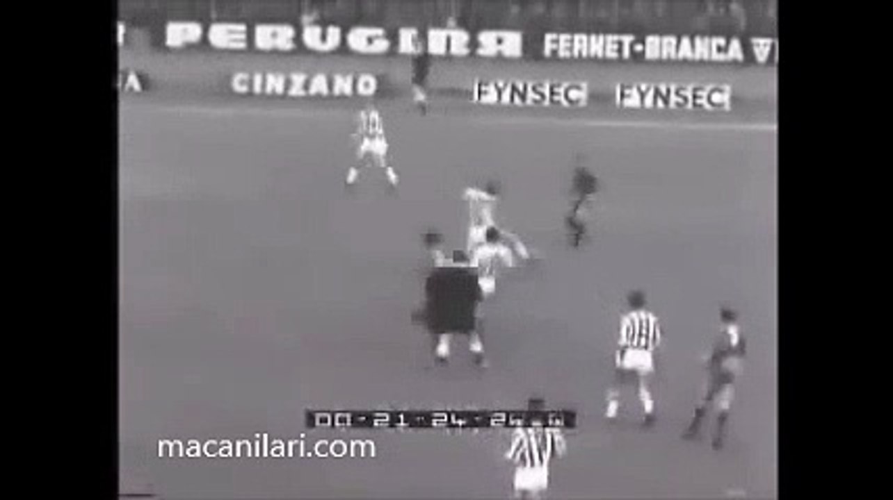 14.02.1962 - 1961-1962 European Champion Clubs' Cup Quarter Final 1st Leg Juventus 0-1 Real Madrid