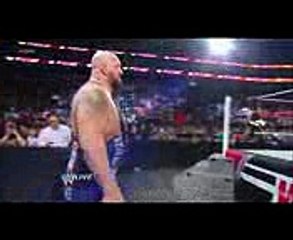 Big Show knocks out Triple H_