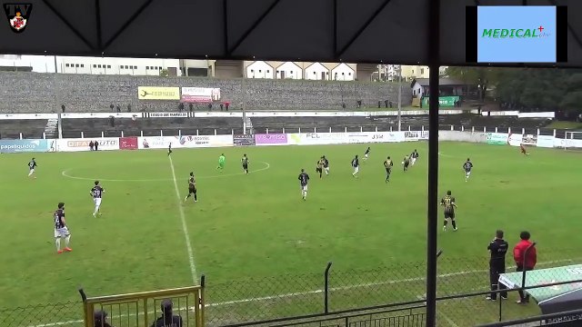 Guarda-redes do Lusitano marca de baliza a baliza!