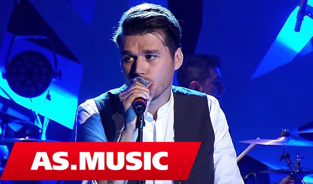 Alban Skenderaj - Njehere ne jete - Tingujt E Ditarit Tim ( Live Acoustic )