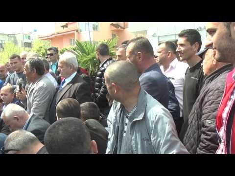 Basha: Programi i PD, investime publike dhe ulje taksash - Top Channel Albania - News - Lajme