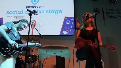 Tommys Entertainment Loop -Comedy 112