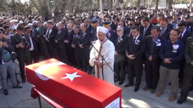 Kayseri Şehit Binbaşı Turgay Çelik'i Kayseri'de 5 Bin Kişi Toprağa Verdi 3-