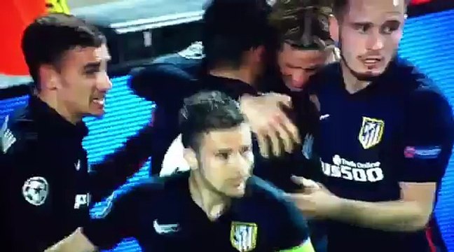 Superbe but de Fernando Torres contre le Barça !