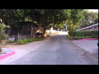 #SucesoCri Le dan filo a un hombre en push button. Video: Edward Santos