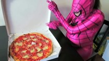 SPIDERMAN vs SPIDERGIRL- PIZZA PRANK WITH SPIDERS - Funny SuperHero Movie in Real Life