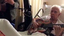Ce prof de guitare en fin de vie reçoit une visite surprise ...