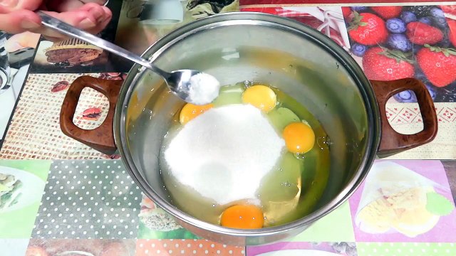 Торт Наполеон без выпечки из печенья! Ленивый Наполеон из печенья Ушки .