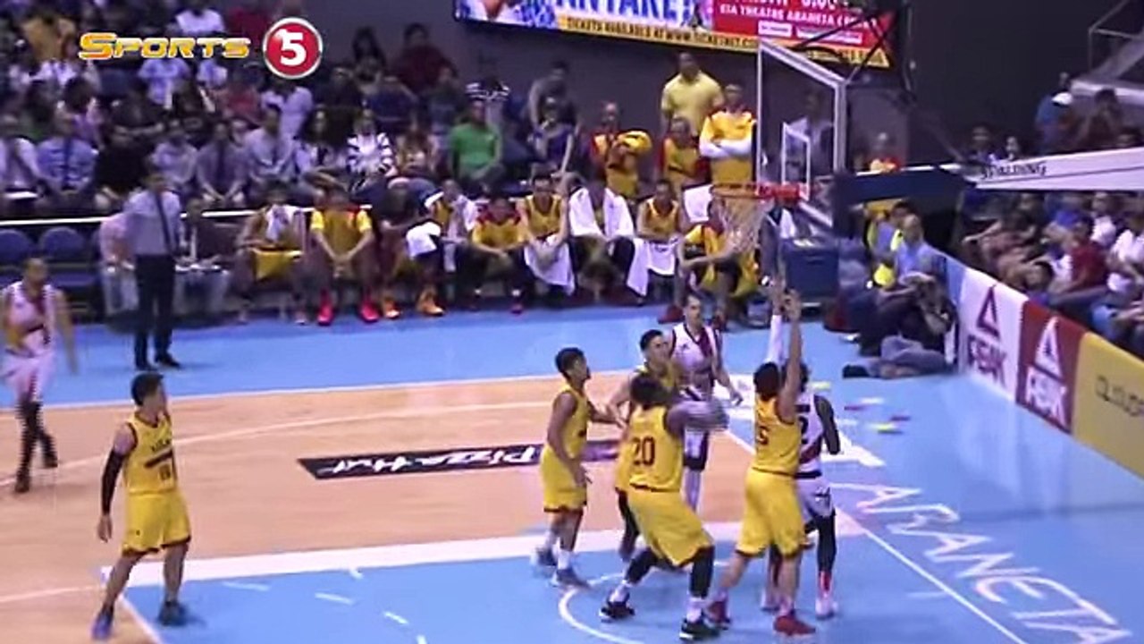 Barangay Ginebra Takes on the Beermen - Commissioner's Cup 2016