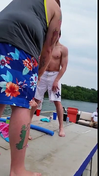 How NOT To Throw Your Girlfriend Overboard