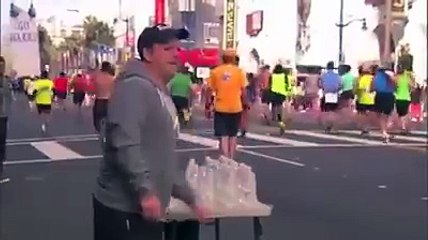 أسقط إنسان في ولاية كاليفورنيا - واحد شمايتى