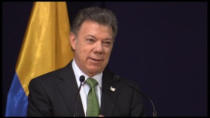 Santos consulta a Sánchez Cerén sobre experiencia salvadoreña en proceso de paz