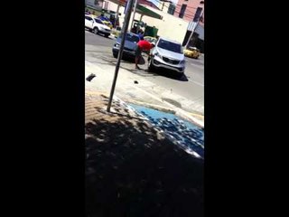 El jugador de la Selección de Fútbol, Valentín Pimentel, se accidenta, sin consecuencias graves.