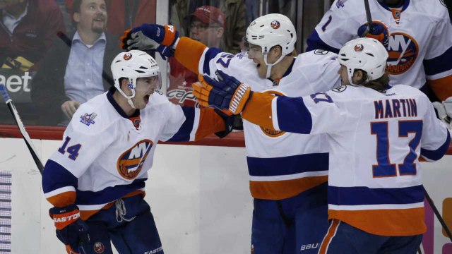 Islanders Rally to Clinch Playoff Berth