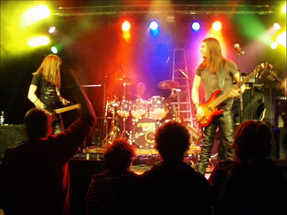 Blofeld - Prowler (Iron Maiden cover, live)