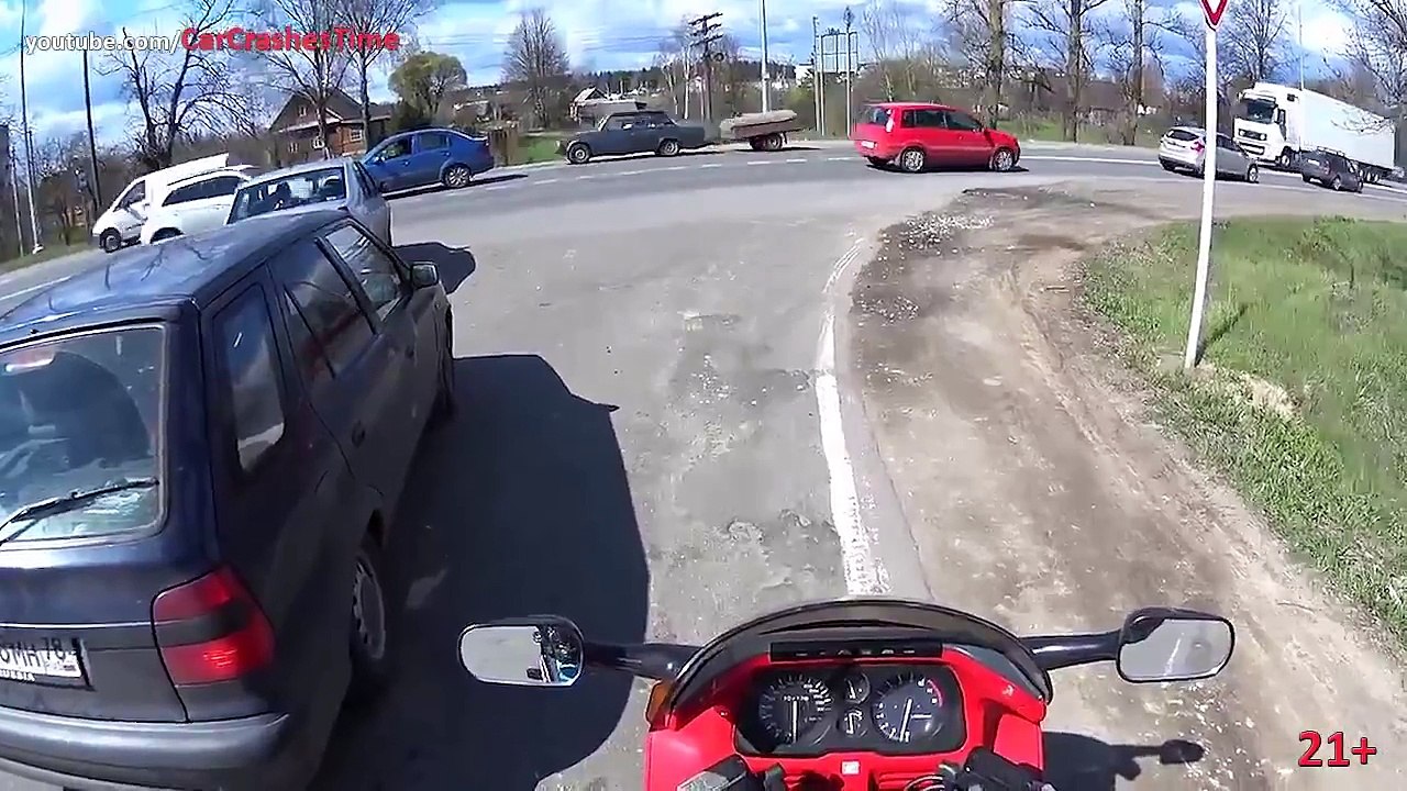 Car Crash Compilation - Accidents July 2015 episode #74 HD